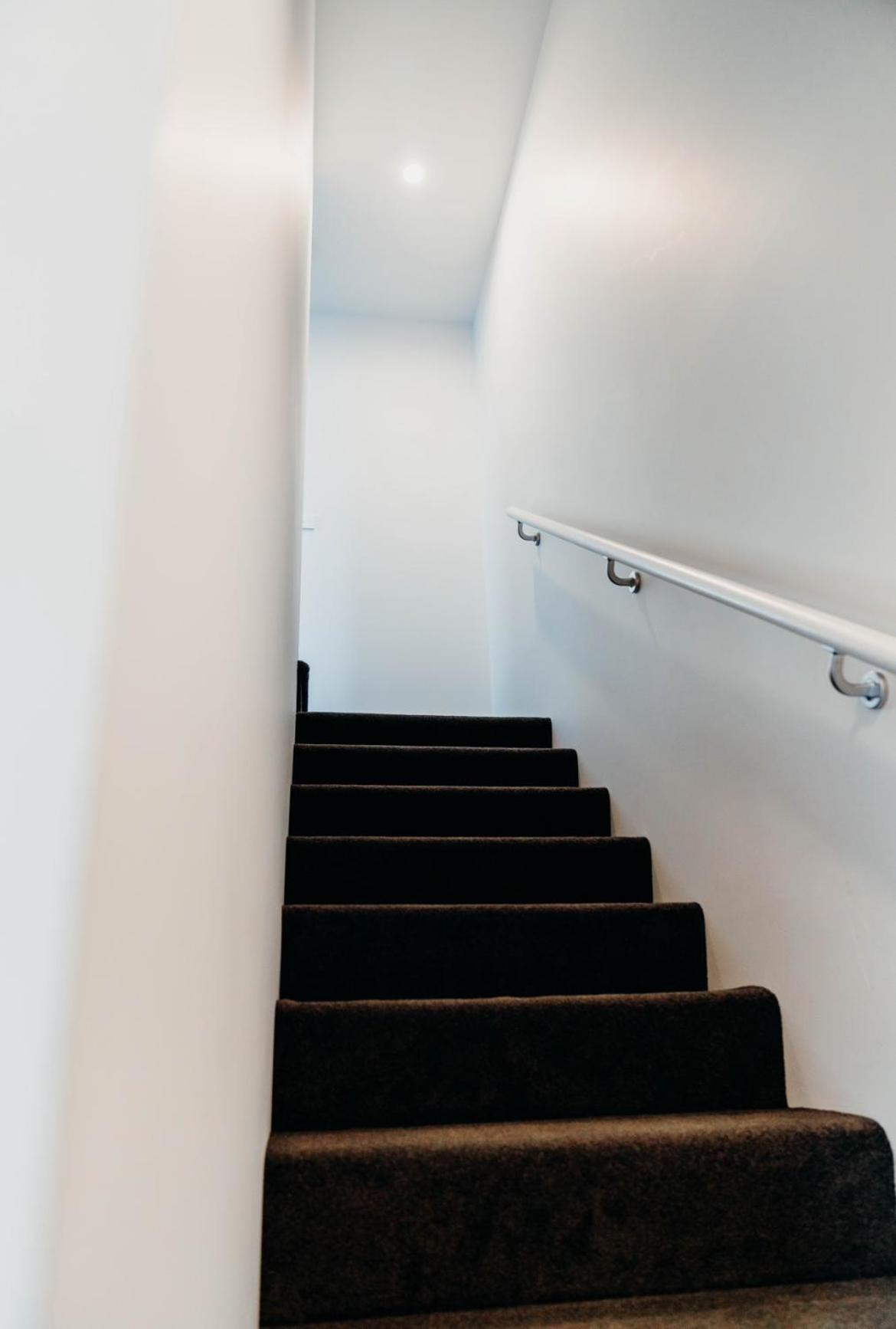 New Townhouse, Heart Of City Centre, 2 Bed 2 Bath, Car Park クライストチャーチ エクステリア 写真